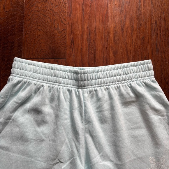 Ice Blue Snowflake Sweat Shorts | Size XL - Picture 8 of 9